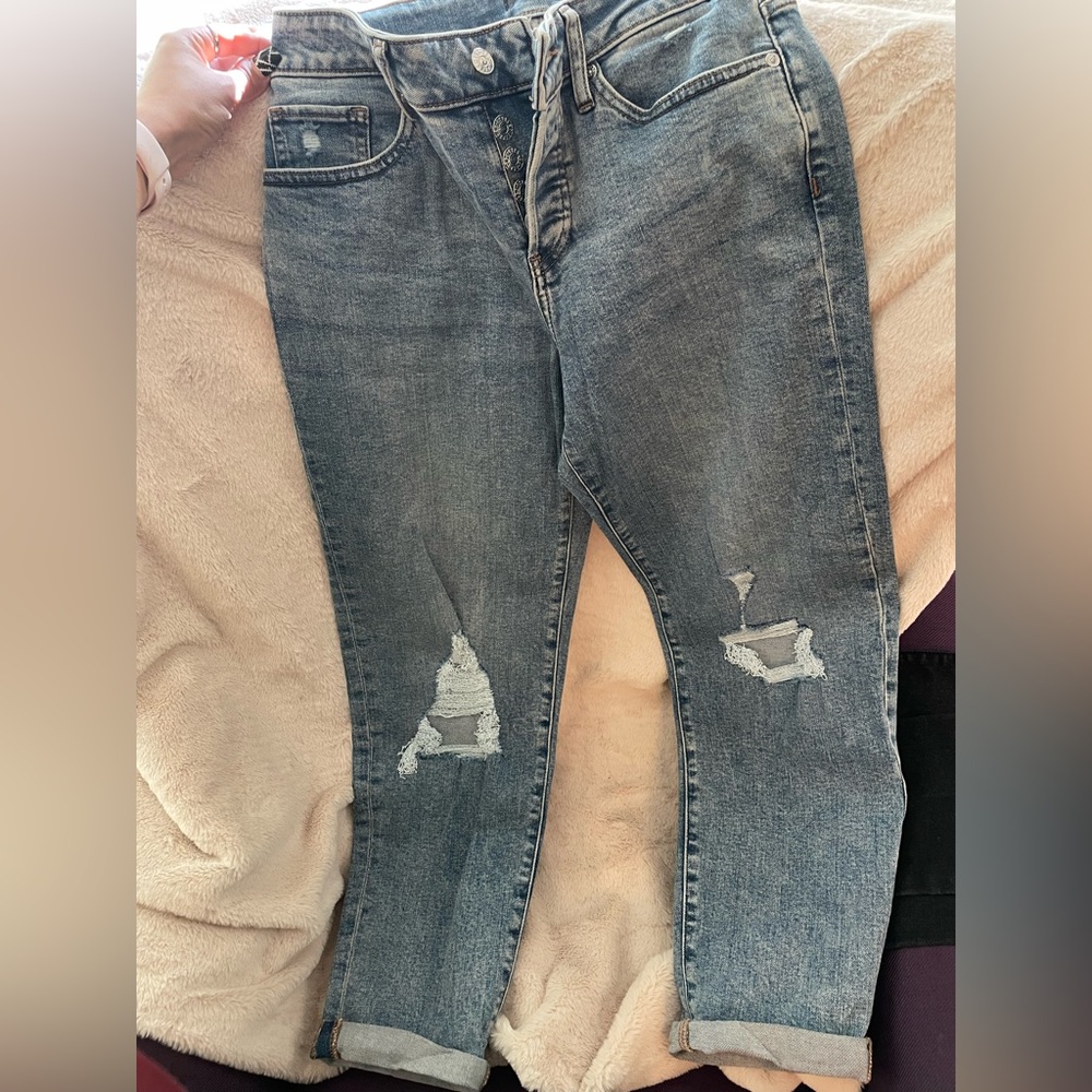 Express Women’s Mid Rise Medium Wash Ripped Boyfriend Jeans